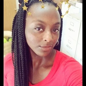 Meet your Posher, Cassandra